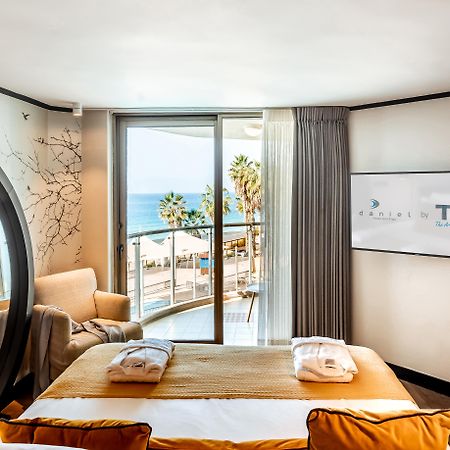 다니엘 헤르츨리야 호텔 Herzelia 외부 사진 A room at the hotel