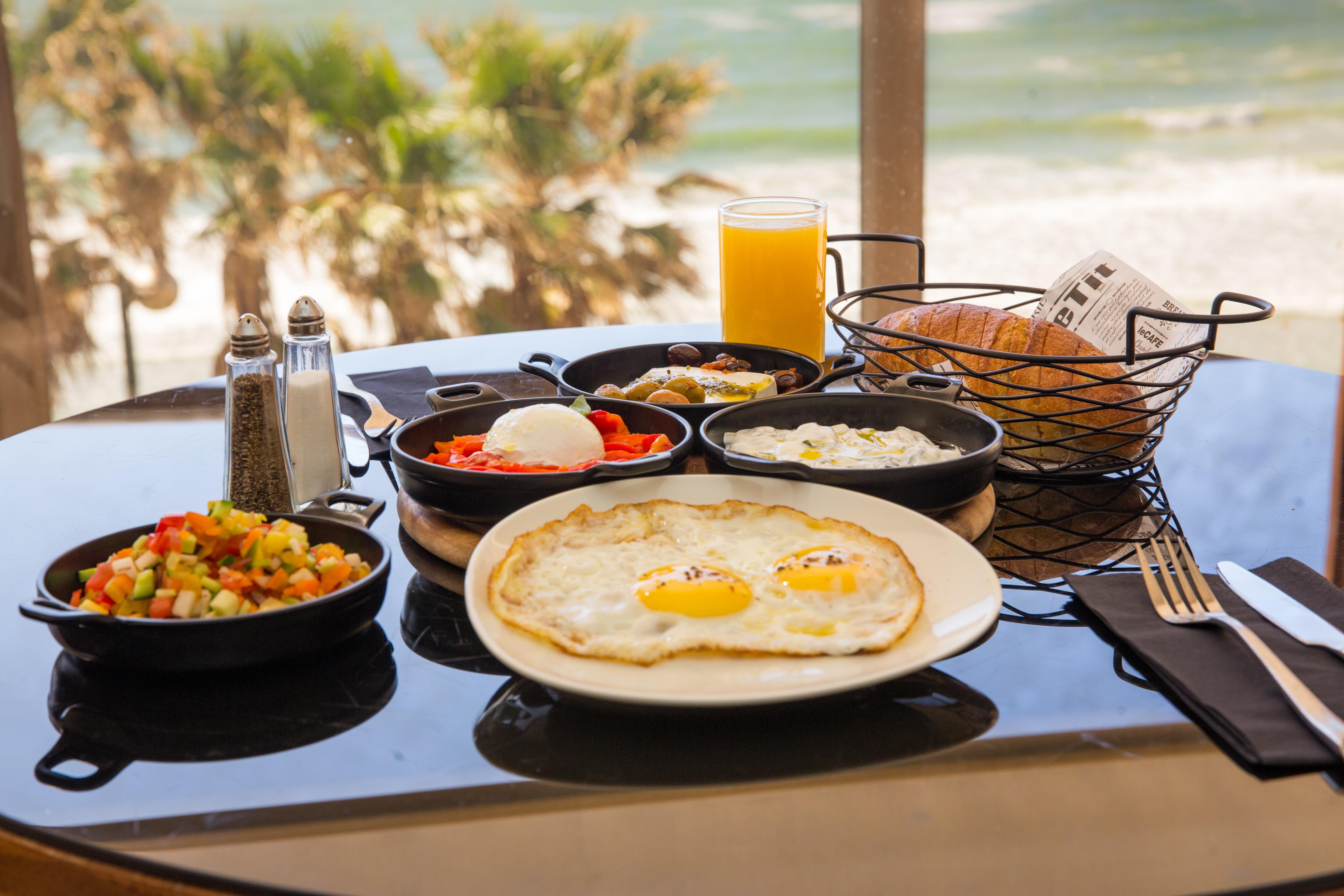 다니엘 헤르츨리야 호텔 Herzelia 외부 사진 Israeli breakfast